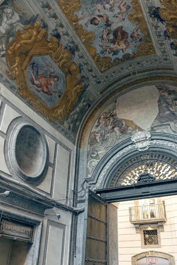 Carafa Di Maddaloni Residenza Di Charme Hotel เนเปิลส์ ภายนอก รูปภาพ