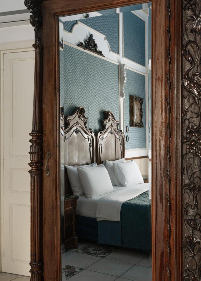 Carafa Di Maddaloni Residenza Di Charme Hotel เนเปิลส์ ภายนอก รูปภาพ
